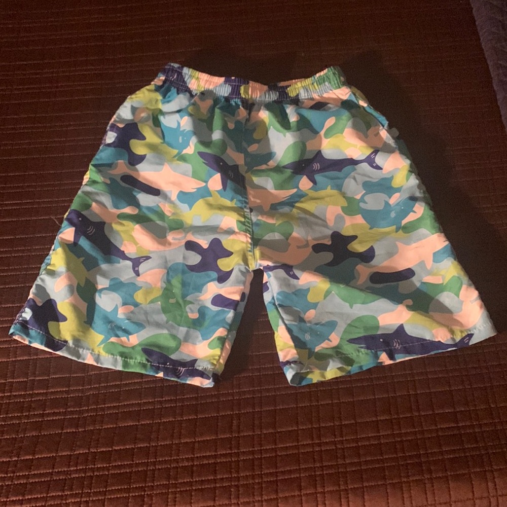 Selling big boys swimming trunks any questions ask 💕😊